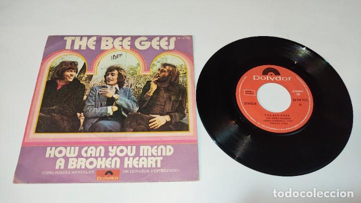 1121- THE BEE GEES A BROKEN HEART POR VG DIS VG VIN 7”// SINGLE (Música - Discos - Singles Vinilo - Otros estilos)