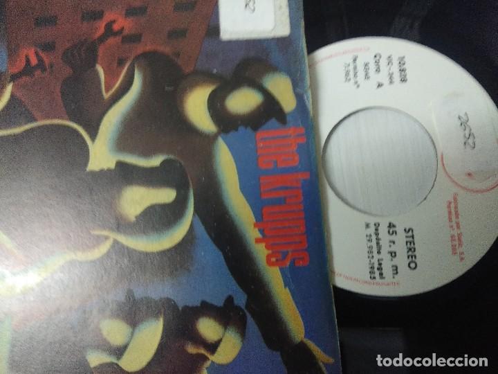 Discos de vinilo: THE KRUPPS/RISK/SINGLE. - Foto 2