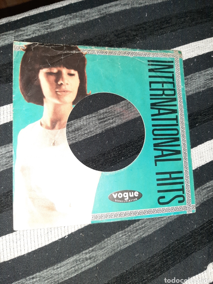 Discos de vinilo: Funda Vogue - International Hits - Foto 1
