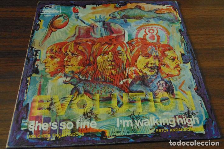 Discos de vinilo: Evolution &ndash; Shes So Fine / Im Walking High - SINGLE 1970 - Foto 2
