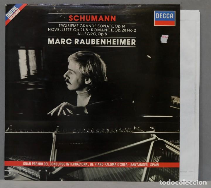 Disques de vinyle: LP. Troisieme Grande Sonate, Op.14. Novellette, Op 21/8 - Romance, Op. 28 No.2 .Allegro, Op.8. SCHUM