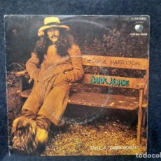 Discos de vinilo: SINGLE ESPAÑOL GEORGE HARRISON - DARK HORSE - SINGLE 1975 - APPLE RECORDS BEATLES