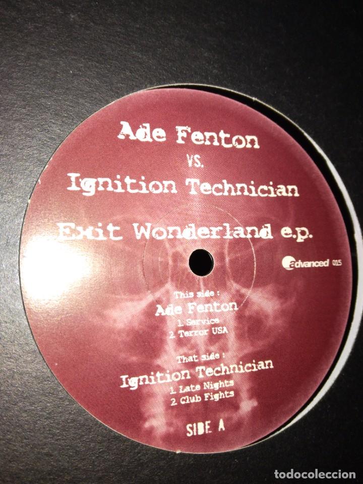 Discos de vinilo: TECHNO E.P. 12&rdquo; - ADE FENTON VS. IGNITION TECHNICIAN - EXIT WONDERLAND (UK. 2002) - Foto 1