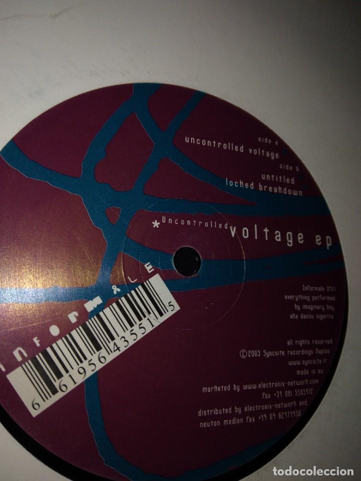 Discos de vinilo: TECHNO E.P. 12&rdquo; - DANILO VIGORITO - UNCONTROLLED VOLTAGE- (Italy. 2003) - Foto 2