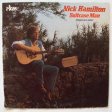 Discos de vinilo: NICK GARRIE NICK HAMILTON SUITCASE MAN (EL HOMBRE DE LA MALETA) FOLK [LP SPAIN 1984] [VG+] 🔊. Lote 306634243