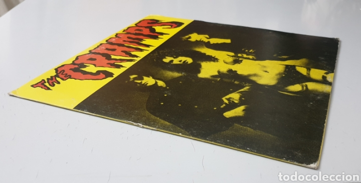 Discos de vinilo: LP - THE CRAMPS - Take Me Alive - Foto 2