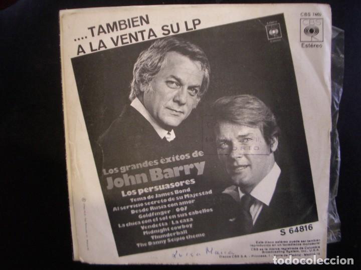 Discos de vinilo: JOHN BARRY- LOS PERSUASORES. SINGLE. - Foto 2