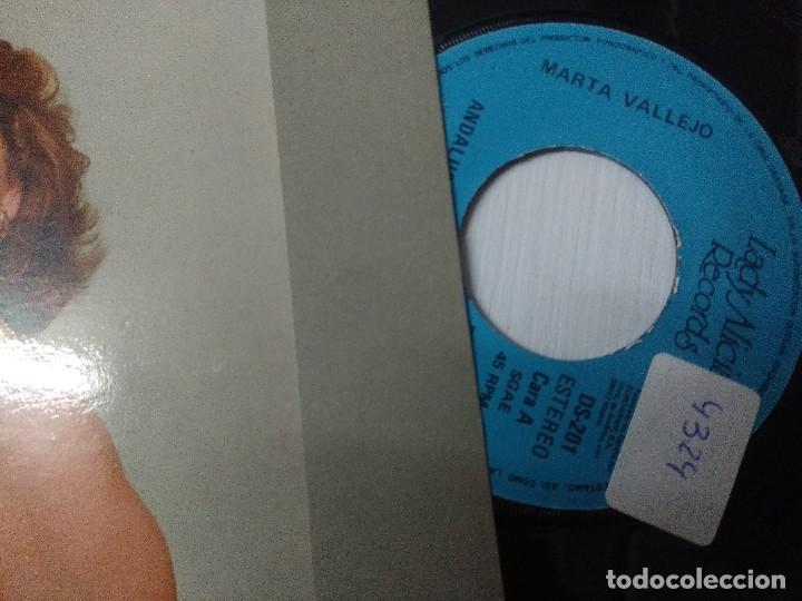 Discos de vinilo: MARTA VALLEJO/ANDALUCIA ES GLORIA/SINGLE. - Foto 2