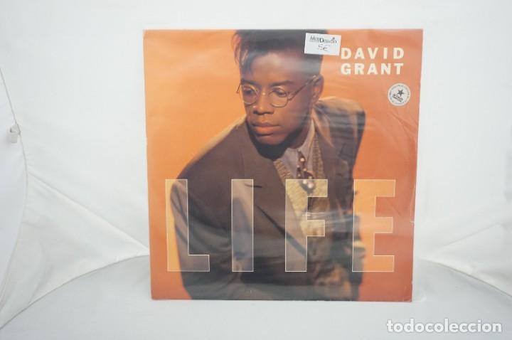 Discos de vinilo: MAXI-SINGLE - David Grant - Life (12&rdquo;) - Foto 1