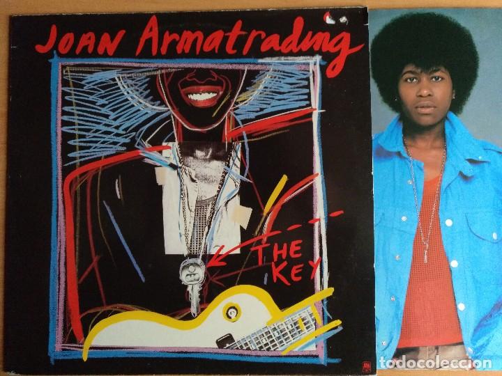 Discos de vinilo: JOAN ARMATRADING THE KEY LP . ENCARTE - Foto 1