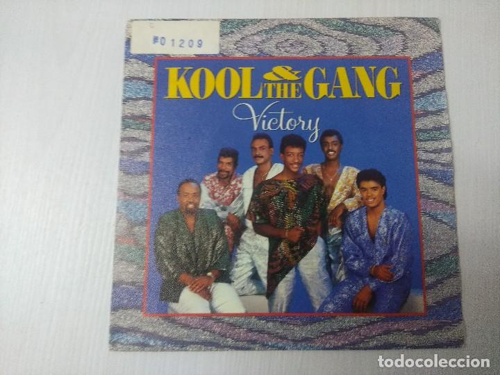 Discos de vinilo: KOOL & THE GANG/VICTORY/SINGLE. - Foto 1