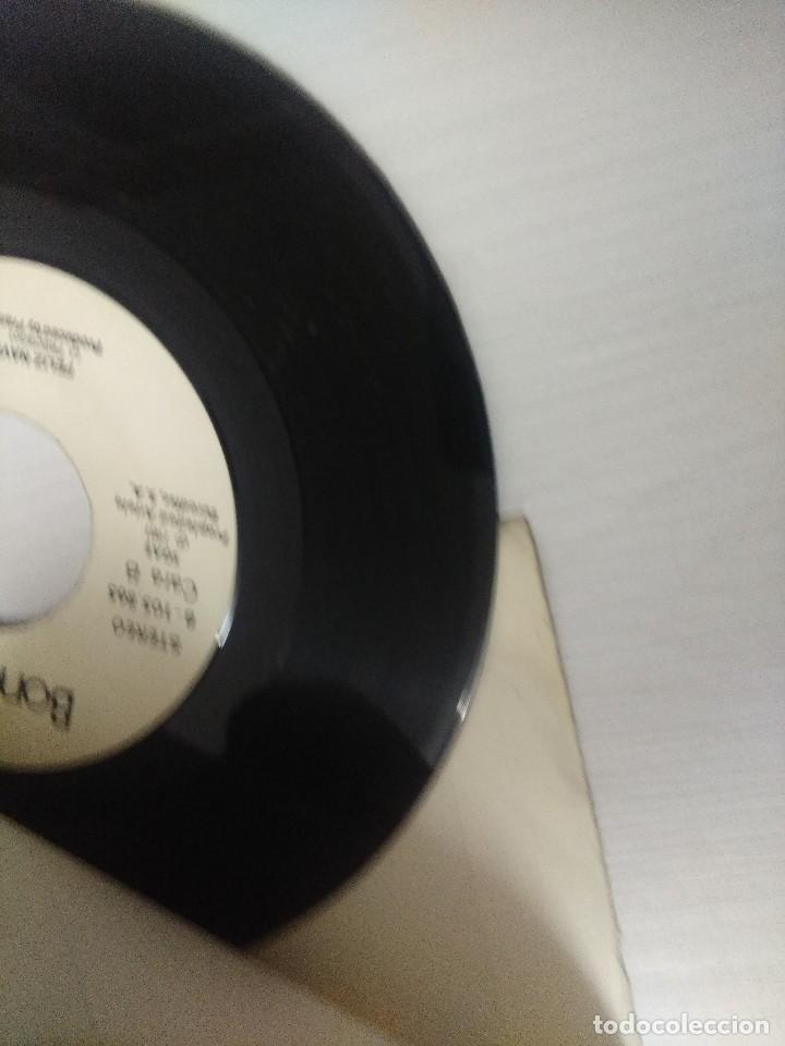 Discos de vinilo: BONEY M/WHITE CHRISTMAS/SINGLE. - Foto 3