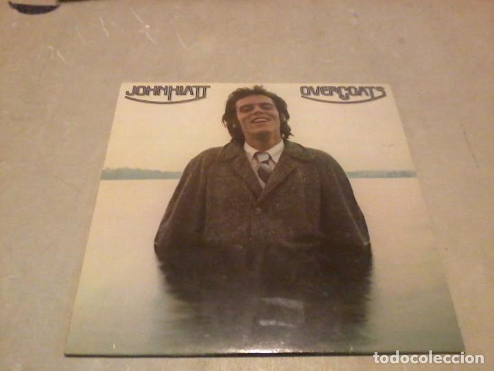 Discos de vinilo: John Hiatt LP Overcoats Esp.1975 - Foto 1