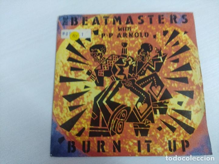 Discos de vinilo: THE BEADMASTERS WITH P.P ARNOLD/BURN IT UP/SINGLE. - Foto 1