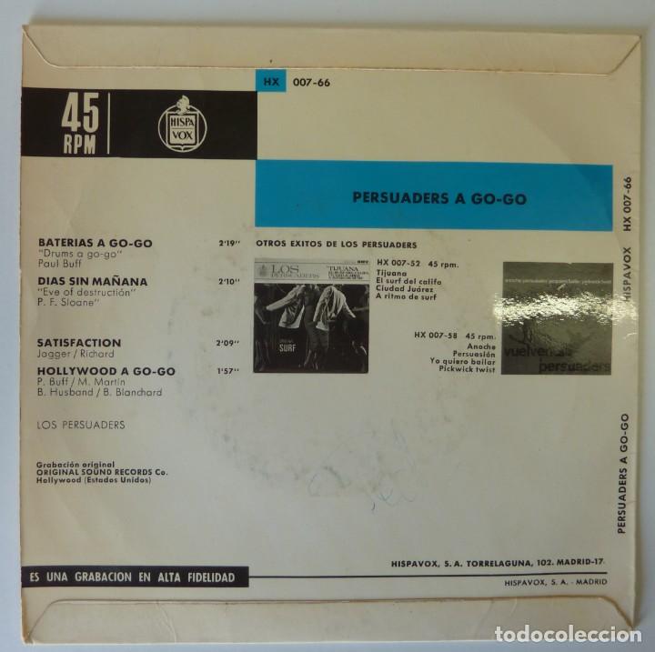 Discos de vinilo: LOS PERSUADERS // PERSUADERS A GO-GO // 1965 // EP - Foto 2