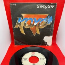 Discos de vinilo: KOXO - STEP BY STEP / STEP BY STEP (INSTRUMENTAL) - SPAIN SG 7” ZAFIRO 1983
