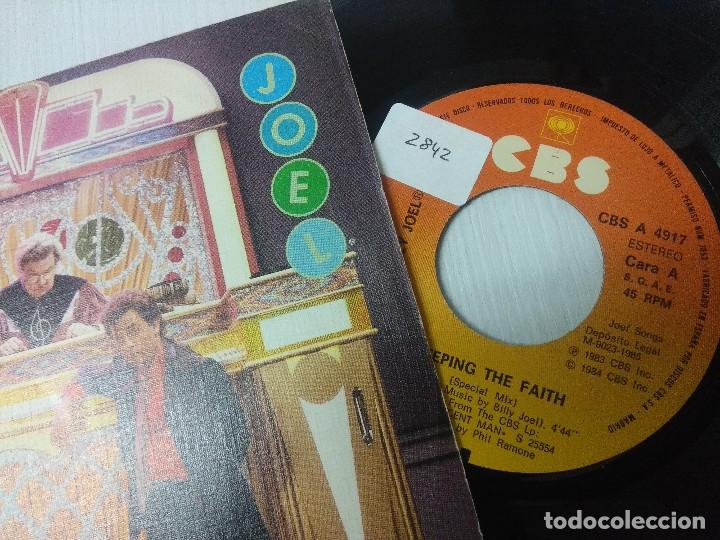 Discos de vinilo: BILLY JOEL/KEEPING THE FAITH/SINGLE. - Foto 2