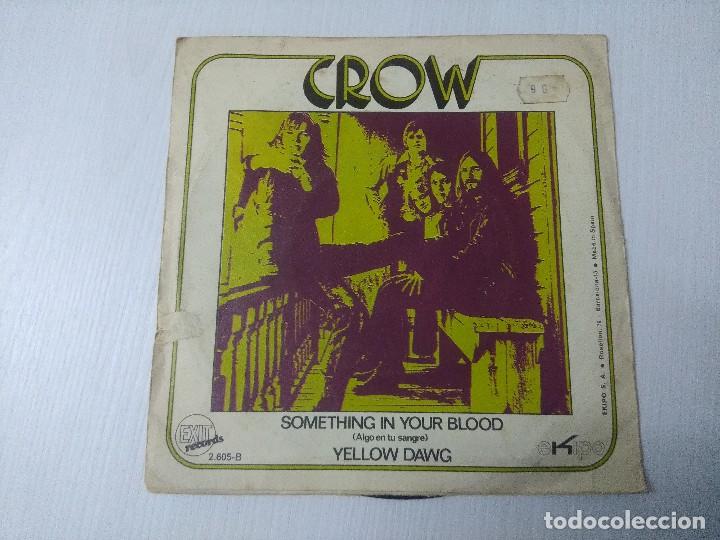 Discos de vinilo: CROW/SOMETHING IN YOUR BLOOD/SINGLE. - Foto 3