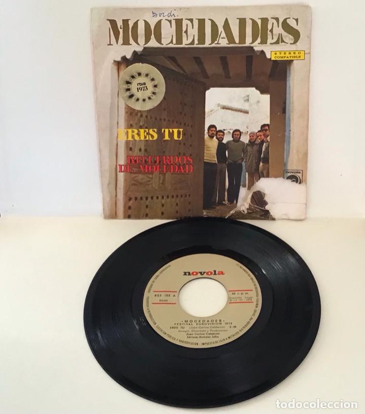 Discos de vinilo: MOCEDADES, ERES TU/RECUERDOS DE MOCEDADES - Foto 2