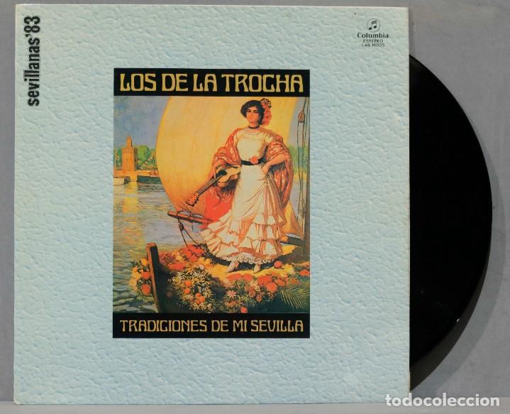 Discos de vinilo: LP. LOS DE LA TROCHA. TRADICIONES DE MI SEVILLA - Foto 1