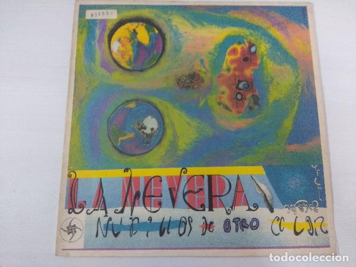 Discos de vinilo: LA NEVERA/NUDILLOS DE OTRO COLOR/VINILO. - Foto 1