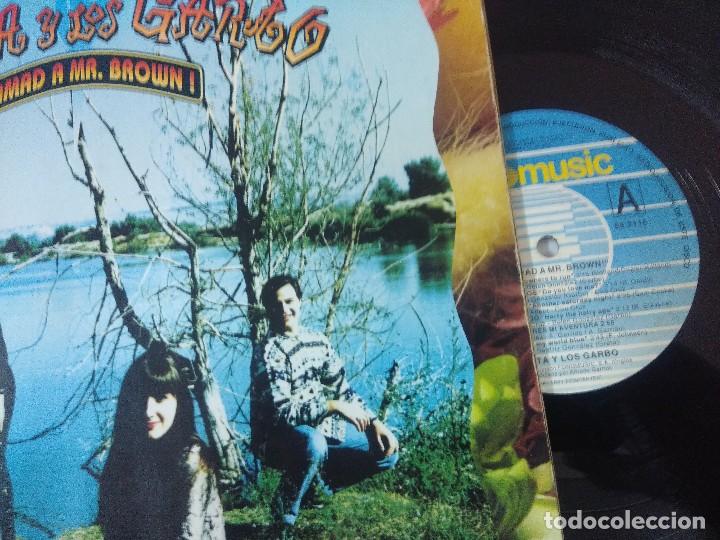 Discos de vinilo: GRETA Y LOS GARBO/LLAMAD A MR. BROWN/VINILO GATEFOLD. - Foto 2