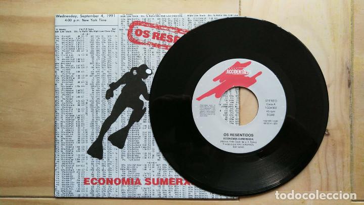 Discos de vinilo: Os Resentidos &ndash; Economia Sumerxida - Foto 2