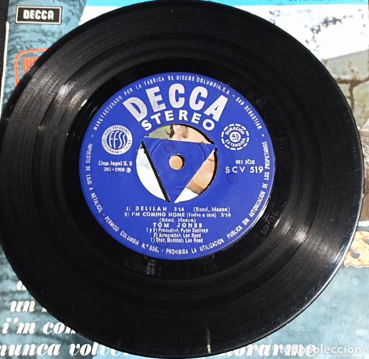Discos de vinilo: SINGLE TOM JONES - DELILAH - DECCA 1968 - Foto 3