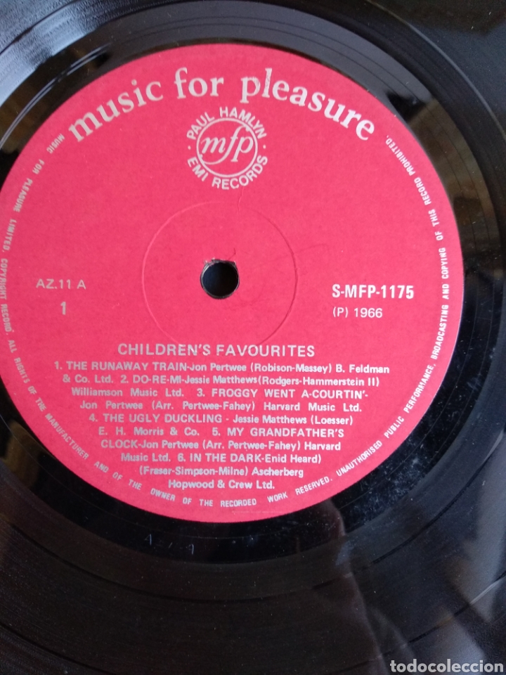 Discos de vinilo: *CHILDRENS, FAVOURITES, EMI, 1966 A3 - Foto 4