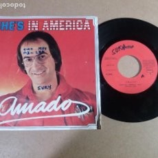 Discos de vinilo: AMADO / SHE'S IN AMERICA / SINGLE 7 PULGADAS. Lote 315305273