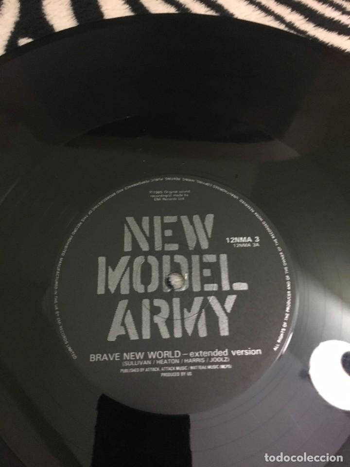 Discos de vinilo: New Model Army &lrm;&ndash; Brave New World - Foto 2