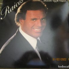 Discos de vinilo: JULIO IGLESIAS - RAICES LP - ORIGINAL U.S.A. - CBS 1989 CON FUNDA INT. ORIGINAL - MUY NUEVO (5). Lote 315877828