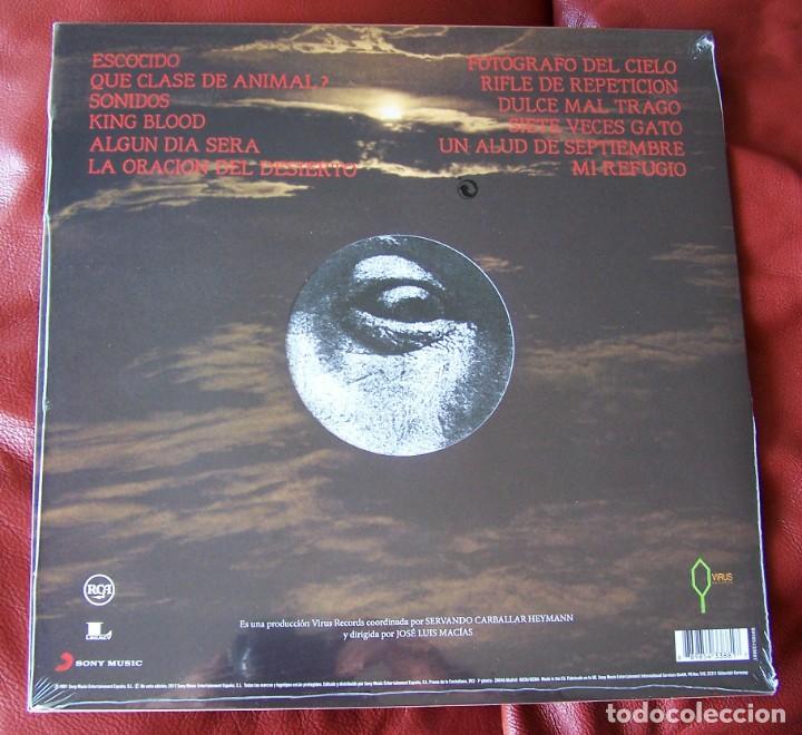 Discos de vinilo: SURFIN BICHOS - EL FOT&Oacute;GRAFO DEL CIELO LP + CD - Foto 2