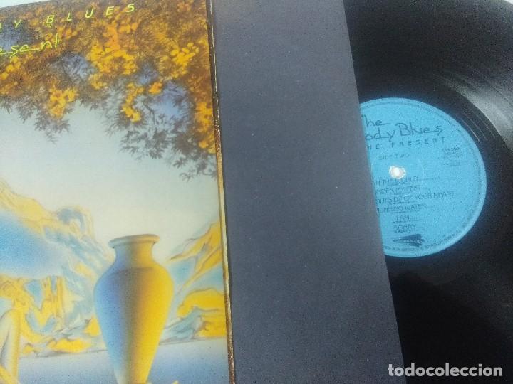 Discos de vinilo: THE MOODY BLUES/THE PRESENT/VINILO GATEFOLD. - Foto 3