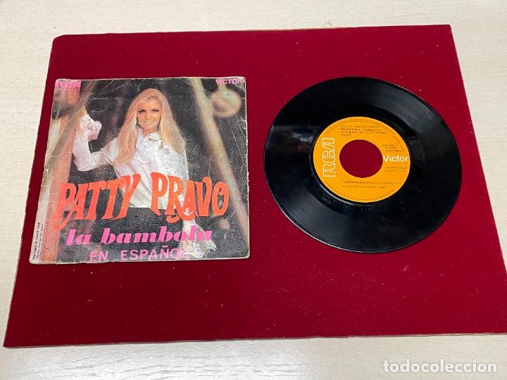Discos de vinilo: SINGLE PATTY BRAVO LA BAMBOLA EN ESPA&Ntilde;OL - Foto 2