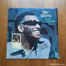 Discos de vinilo: RAY CHARLES ‎– LOVE COUNTRY STYLE LP. Lote 318555698