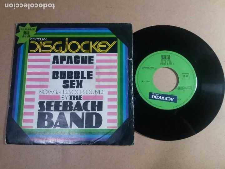 Discos de vinilo: THE SEEBACH BAND / APACHE / SINGLE 7 PULGADAS - Foto 1