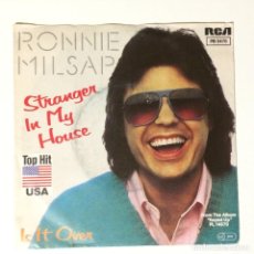 Discos de vinilo: RONNIE MILSAP – STRANGER IN MY HOUSE / IS IT OVER , GERMANY 1983 RCA