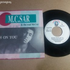 Discos de vinil: MC SAR & THE REAL MC COY / IT'S ON YOU / SINGLE 7 PULGADAS. Lote 319690993