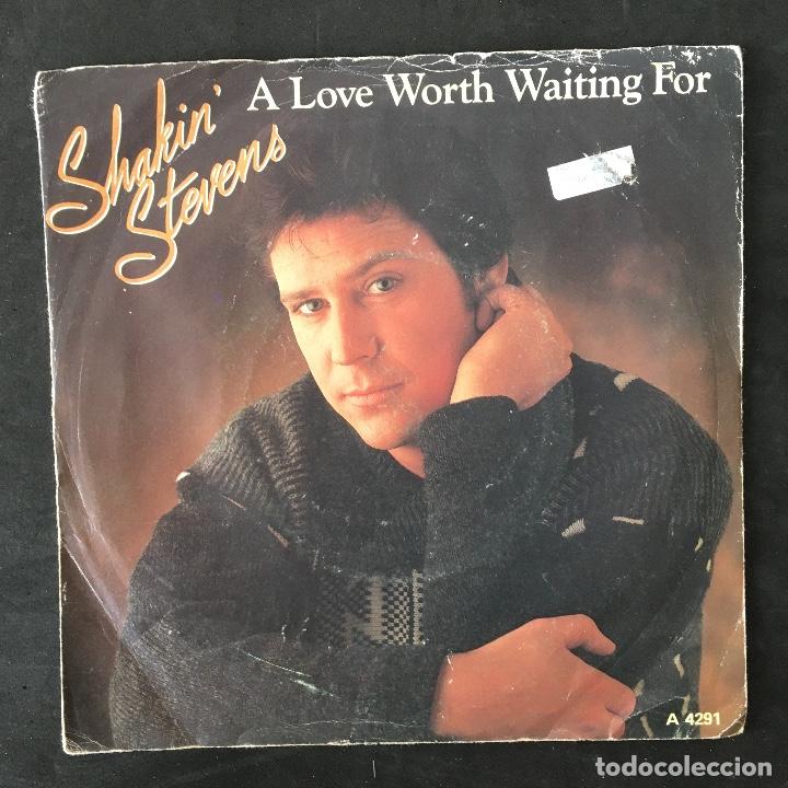 Discos de vinilo: VINILO SINGLE - SHAKIN STEVENS - A LOVE WORTH WAITING FOR - A4291 EPIC CBS 1984 - Foto 1