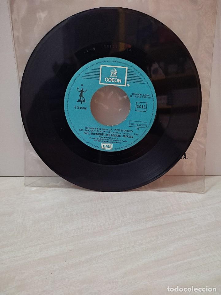 Discos de vinilo: Paul Mccartney y Michael Jackson. Say say say. Single. - Foto 1