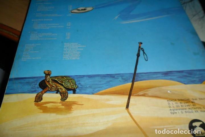 Discos de vinilo: MIKEL LABOA - LAU BOST 1980 2 LP - Foto 3