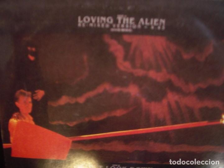 Discos de vinilo: DAVID BOWIE- LOVING THE ALIEN. SINGLE MINT PROMO. - Foto 2