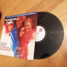 Discos de vinilo: AMERICAN FLYERS (LA CARRERA DE LA VIDA) (1985) LP BANDA SONORA LEE RITENOUR. Lote 321126698