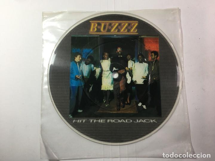 Discos de vinilo: SINGLE BUZZ - hit the road jack / love and squeeze me - Foto 1