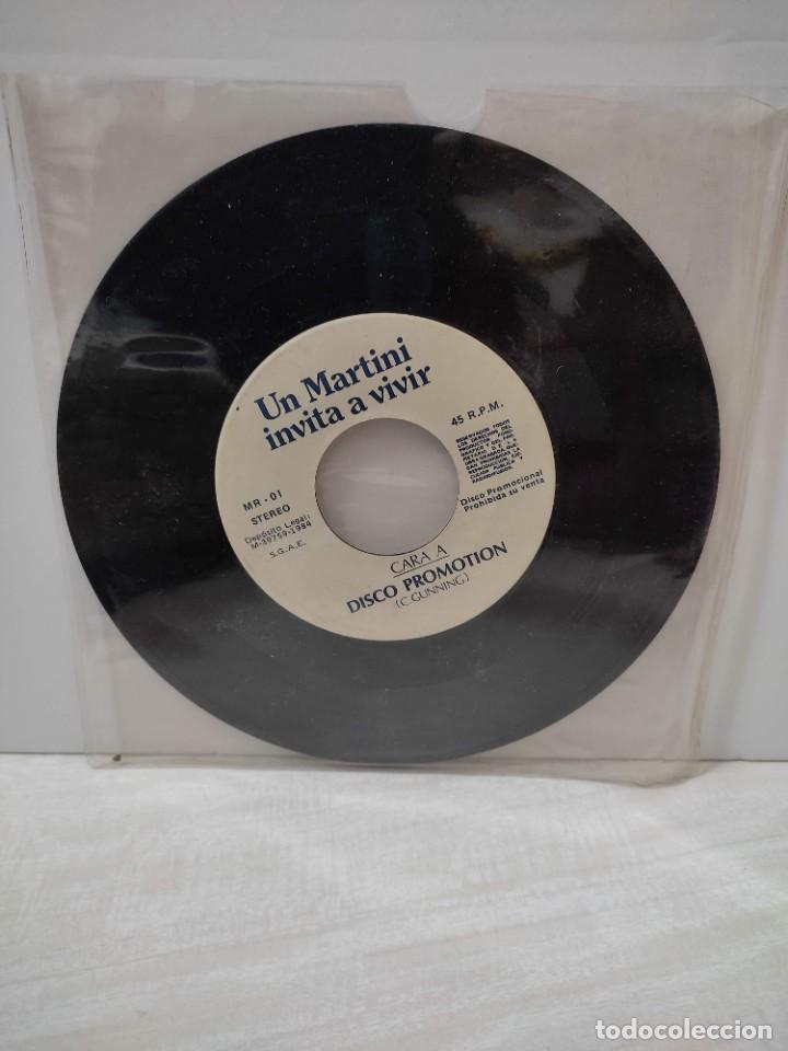 Discos de vinil: Un Martini invita a vivir. Disco Promoci&oacute;n. Strive Dub. A&ntilde;o 1984.