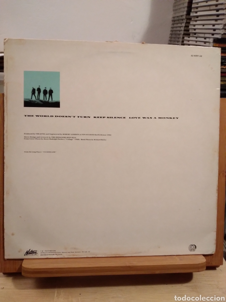 Discos de vinilo: THE JUNK &rdquo;THE WORLD DOESNT TURN&rdquo; UK.86 - Foto 2