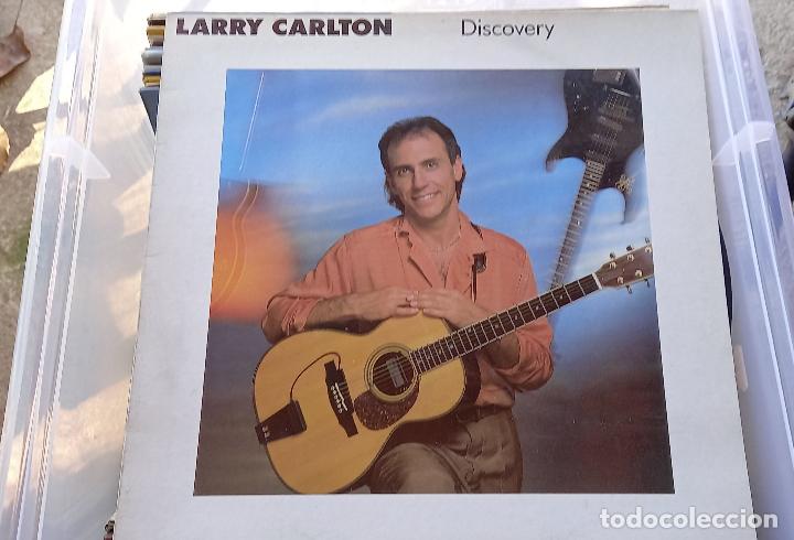 Discos de vinilo: DISCO VINILO LARRY CARLTON DISCOVERY - Foto 1