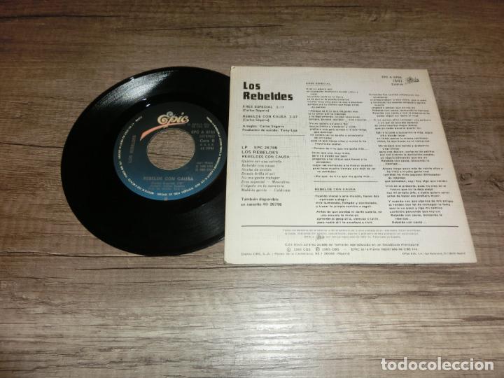 Discos de vinilo: LOS REBELDES - ERES ESPECIAL / REBELDE CON CAUSA - Foto 2