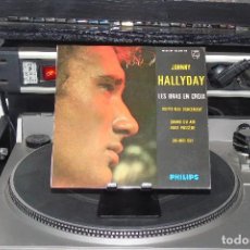 Discos de vinilo: JOHNNY HALLYDAY --- LES BRAS EN CROIX & DIS MOI QUI + 2 AÑO 1965 ---MINT ( M )